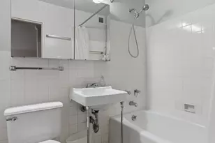 160 West End Ave, New York City, NY 10023 - Photo 4