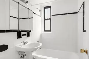 1420 York Ave, New York City, NY 10021 - Photo 6