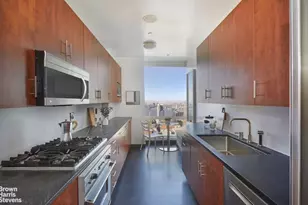 230 W 56th St, New York City, NY 10019 - Photo 6