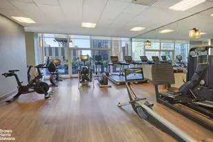 230 W 56th St, New York City, NY 10019 - Photo 18