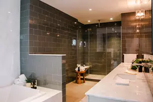 416 W 51st St, New York City, NY 10019 - Photo 10