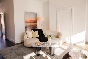 416 W 51st St, New York City, NY 10019 - Photo 12