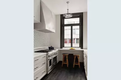 314 W 71st Street, New York City, NY 10023 - Photo 8