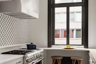 314 W 71st St, New York City, NY 10023 - Photo 8