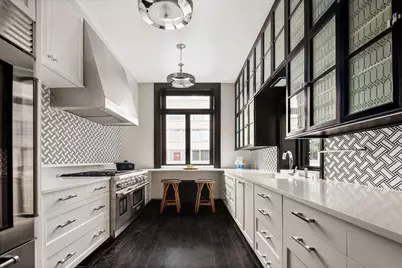 314 W 71st Street, New York City, NY 10023 - Photo 10