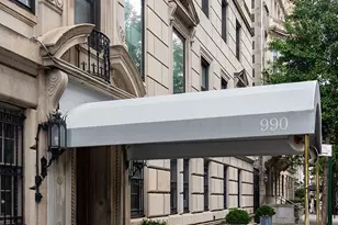 990 5th Ave, New York City, NY 10075 - Photo 18