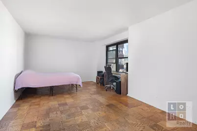 210 E Broadway #H1602, New York City, NY 10002 - Photo 4