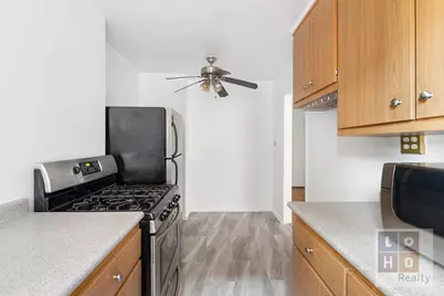 210 E Broadway #H1602, New York City, NY 10002 - Photo 8