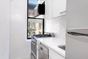 230 W 105th St, New York, NY 10025 - Photo 2