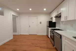 416 W 23rd St, New York, NY 10011 - Photo 2