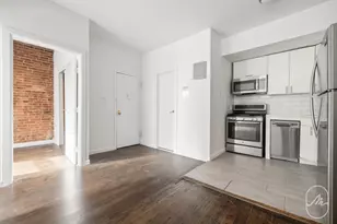 309 W 29th St, New York City, NY 10001 - Photo 2