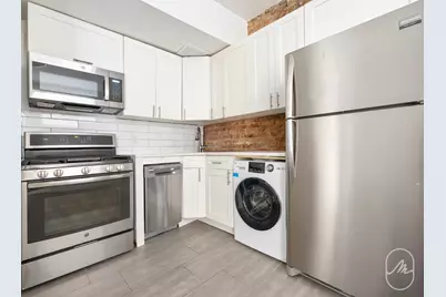 309 W 29th Street #3f, New York City, NY 10001 - Photo 4