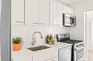 345 E 73rd St, New York City, NY 10021 - Photo 4