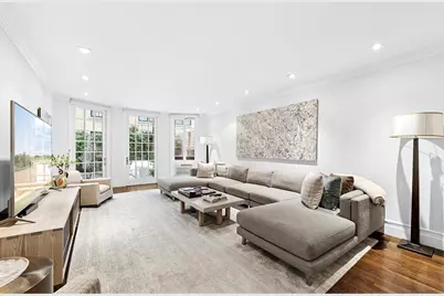 165 E 71st Street, New York City, NY 10021 - Photo 2