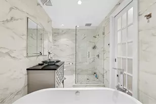 165 E 71st St, New York City, NY 10021 - Photo 6