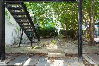 823 Union Street, New York City, NY 11215 - Photo 16