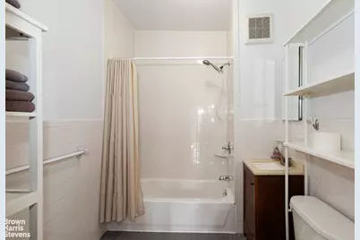 823 Union Street, New York City, NY 11215 - Photo 10