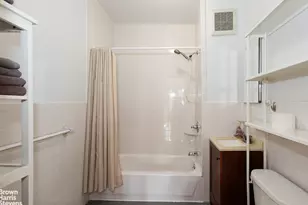 823 Union St, New York City, NY 11215 - Photo 10