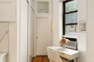 512 E 83rd St, New York City, NY 10028 - Photo 4