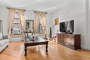 563 W 161st St, New York City, NY 10032 - Photo 2