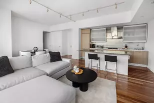 8 Union Square S, New York City, NY 10003 - Photo 4