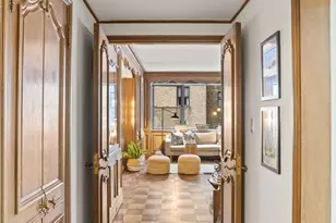 110 E 57th St, New York City, NY 10022 - Photo 2