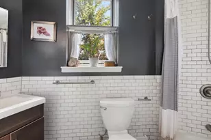 164 Bond St, New York City, NY 11217 - Photo 8