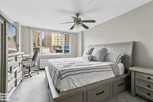 301 E 78th St, New York City, NY 10075 - Photo 6