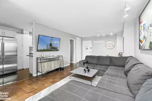 301 E 78th St, New York City, NY 10075 - Photo 2