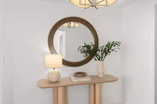 353 W 56th St, New York City, NY 10019 - Photo 4