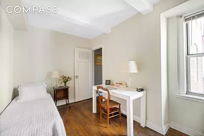 333 E 43rd Street #922, New York, NY 10017 - Photo 10