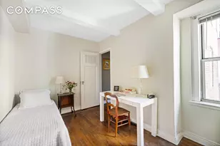 333 E 43rd St, New York, NY 10017 - Photo 10