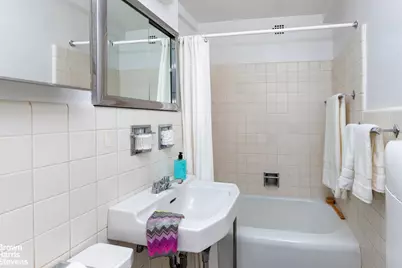 425 E 79th Street #6E, New York City, NY 10021 - Photo 10