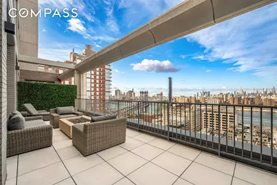 115 York Street #PH20B, New York City, NY 11201 - Photo 1