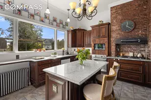 351 St Pauls Ave, New York City, NY 10304 - Photo 8