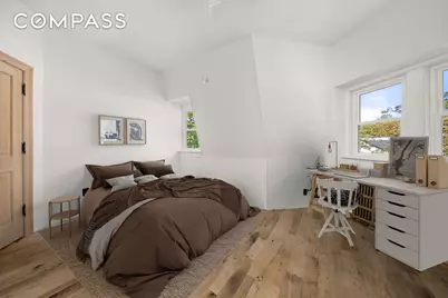 351 St Pauls Avenue, New York City, NY 10304 - Photo 22