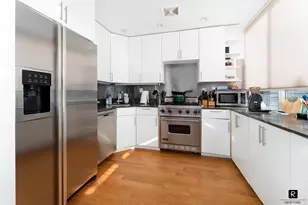 525 E 11th St, New York City, NY 10009 - Photo 10