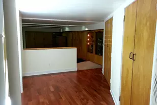 213 W 70th St, New York, NY 10023 - Photo 6