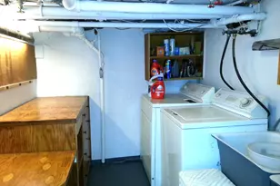 213 W 70th St, New York, NY 10023 - Photo 16