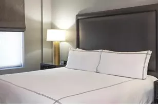 200 W 56th St, New York, NY 10019 - Photo 4