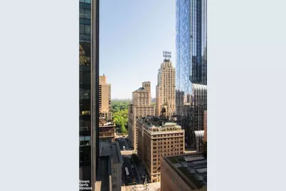 200 W 56th Street #1705, New York, NY 10019 - Photo 12