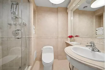 330 E 38th Street #22D, New York City, NY 10016 - Photo 12