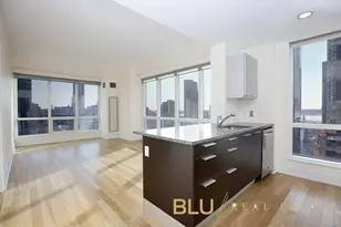350 W 42nd St, New York City, NY 10036 - Photo 2
