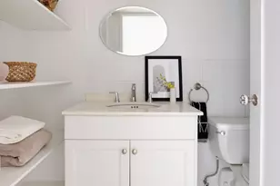 421 Hudson St, New York City, NY 10014 - Photo 6