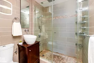 171 W 73rd St, New York, NY 10023 - Photo 6