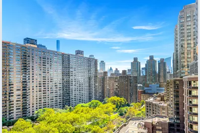 200 Riverside Boulevard #15E, New York City, NY 10069 - Photo 2