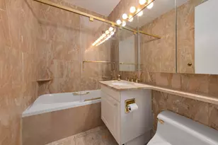 101 W 67th St, New York City, NY 10023 - Photo 10