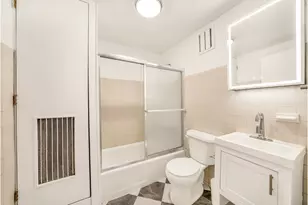 471 Broadway, New York City, NY 10013 - Photo 6