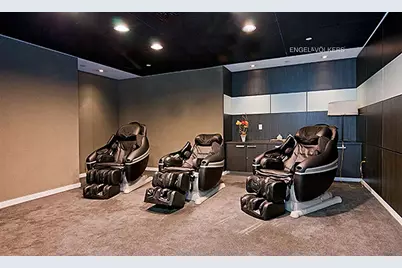 247 W 46th Street #2604, New York City, NY 10036 - Photo 10