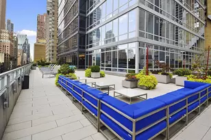 247 W 46th St, New York City, NY 10036 - Photo 14